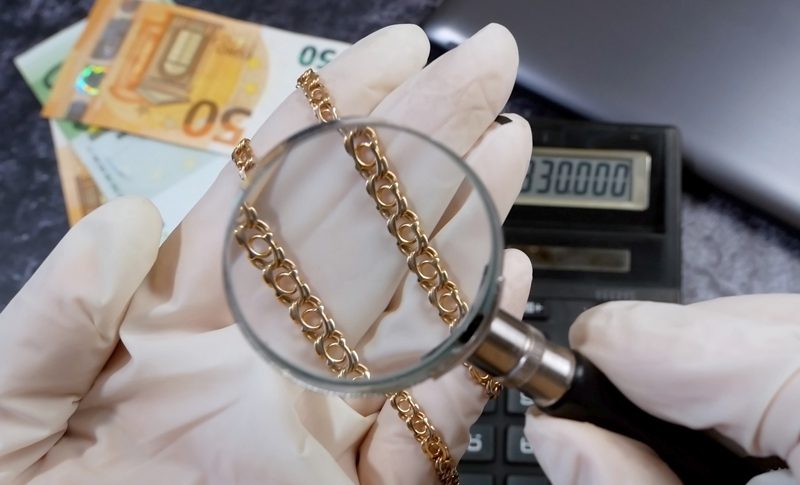 vendere piccoli oggetti oro